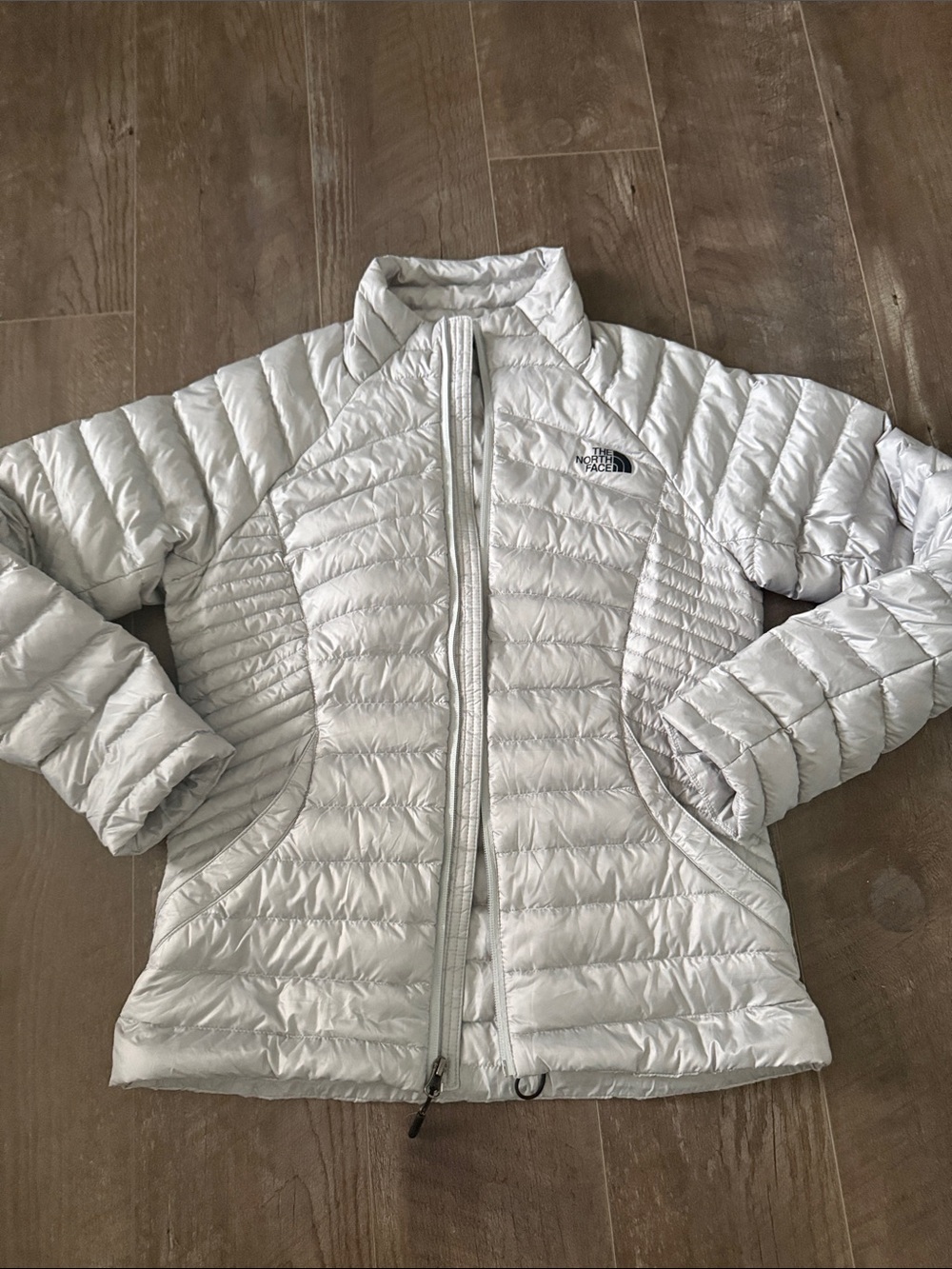 The North Face Women's White Quilted Lightweight Puffer Jacket